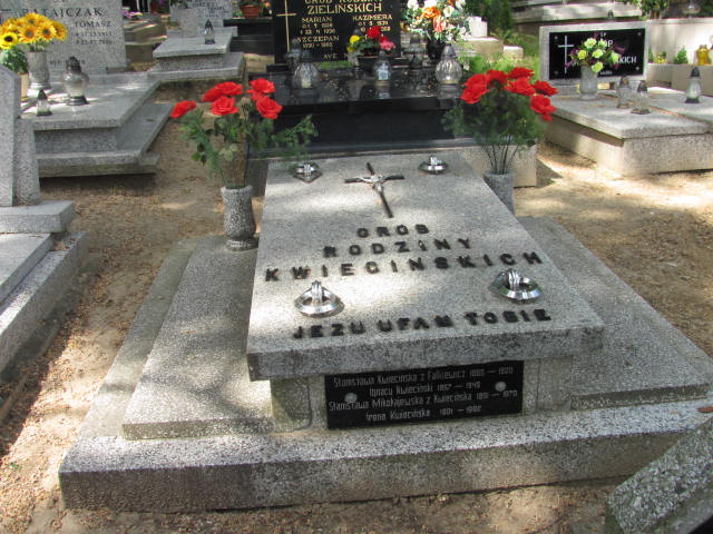 Grób Ignacy Kwieciński